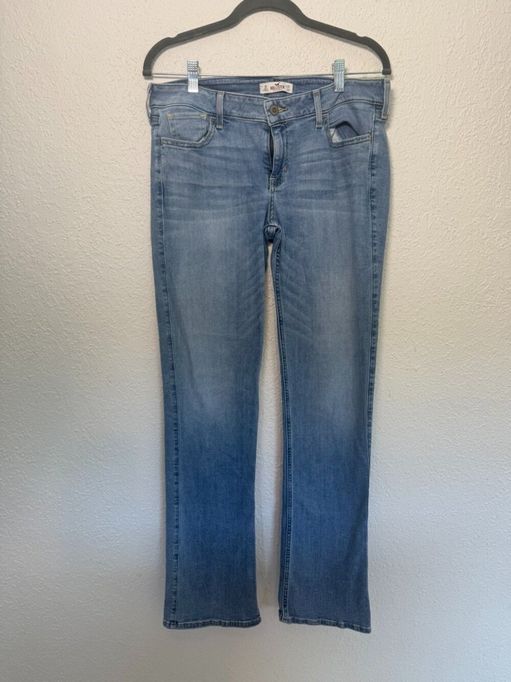 Hollister Light Wash Bootcut Jeans Women's 11R W30 L33